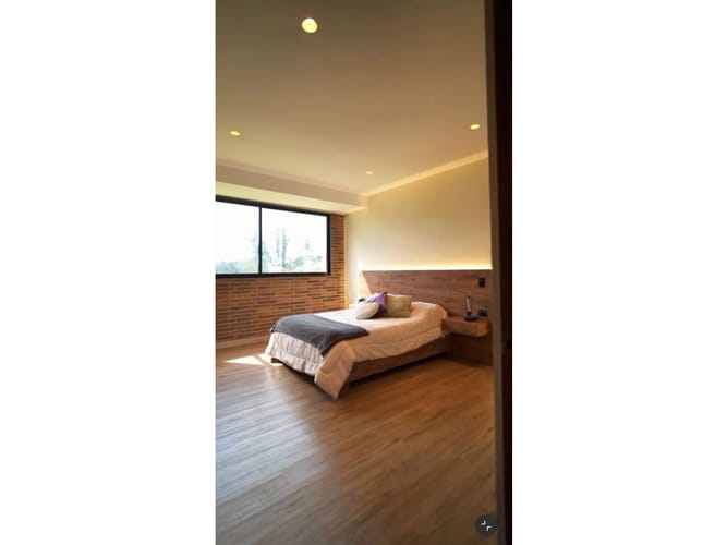 Casa de 3 alcobas en venta en La Candelaria, Medellín, 365 m² · foto 21 de 24