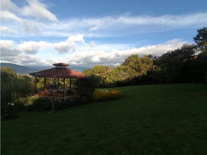 Casa de 3 alcobas en venta en Altos De Yerbabuena, Sopó, 490 m² · foto 22 de 24