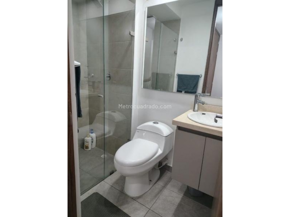 Apartamento en arriendo en Santa Teresita, Bogotá · foto 8 de 11