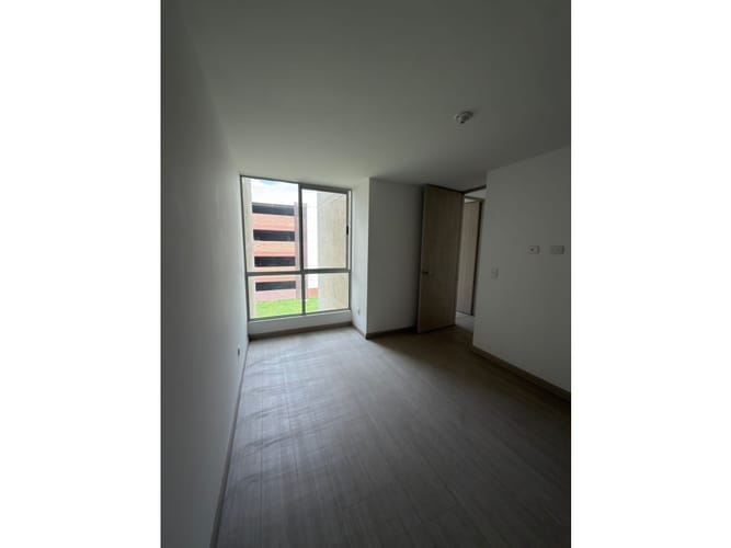 Apartamento de 3 alcobas en venta en Barranquillita Centro, Zipaquirá, 71 m² · foto 6 de 7