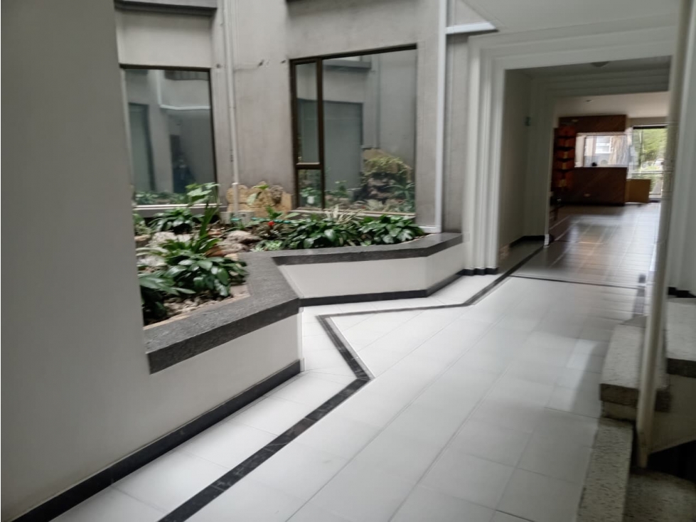 Apartamento en venta en Santa Barbara, Bogotá · foto 4 de 24
