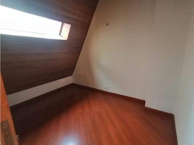 Casa de 2 alcobas en venta en Chicó Navarra, Bogotá, 113 m² · foto 20 de 23