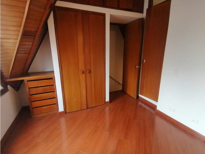 Casa de 2 alcobas en venta en Chicó Navarra, Bogotá, 113 m² · foto 21 de 23