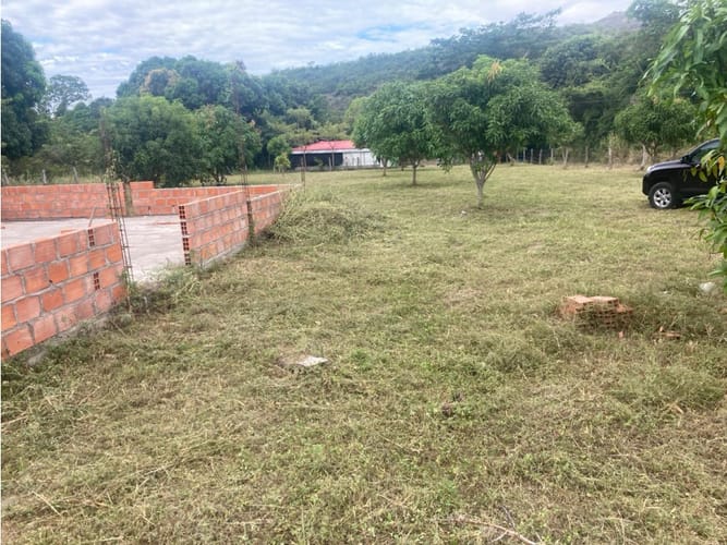 Lote en venta en Martinica Parte Alta, Ibagué, 2800 m² · foto 3 de 6