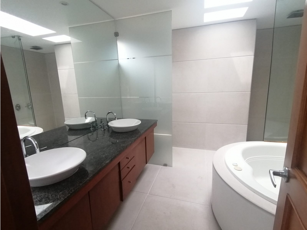 Apartamento en venta en Santa Ana, Bogotá · foto 2 de 24