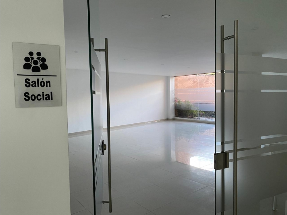 Apartamento en venta en Cedritos, Bogotá · foto 4 de 23