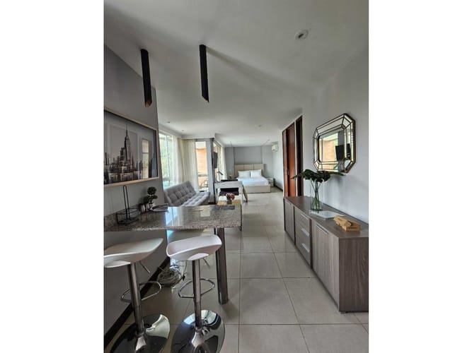 Apartaestudio en venta en Las Lomas No.1, Medellín, 47 m² · foto 2 de 13