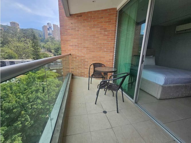 Apartaestudio en venta en Las Lomas No.1, Medellín, 47 m² · foto 7 de 13