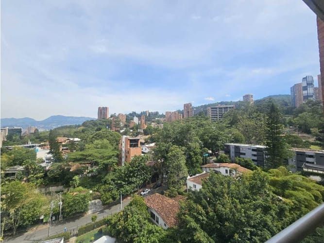 Apartaestudio en venta en Las Lomas No.1, Medellín, 47 m² · foto 8 de 13