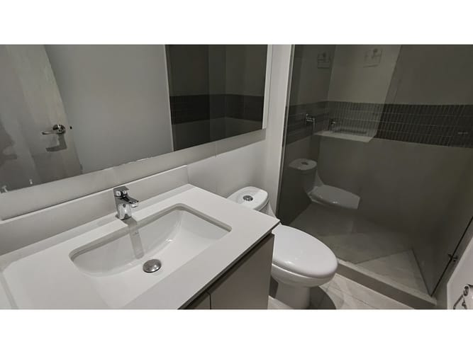 Apartamento de 3 alcobas en venta en Castropol, Medellín, 110 m² · foto 11 de 18