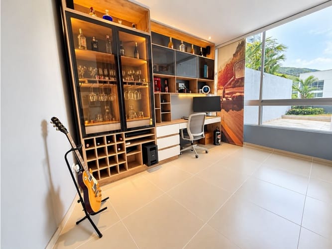 Apartamento de 3 alcobas en venta en Santa Teresita, Cali, 220 m² · foto 4 de 19