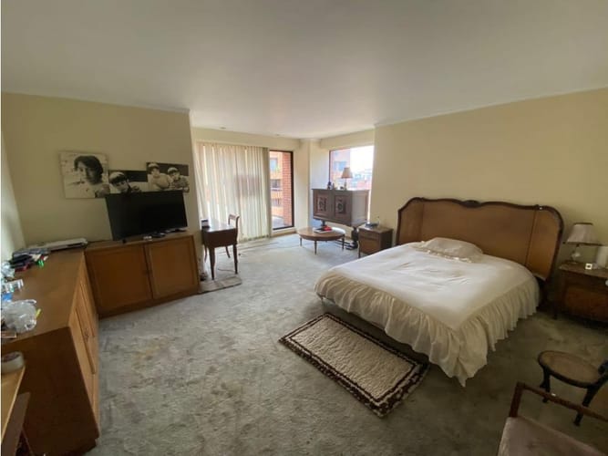 Apartamento en venta en Los Rosales, Bogotá, 246 m² · foto 11 de 15
