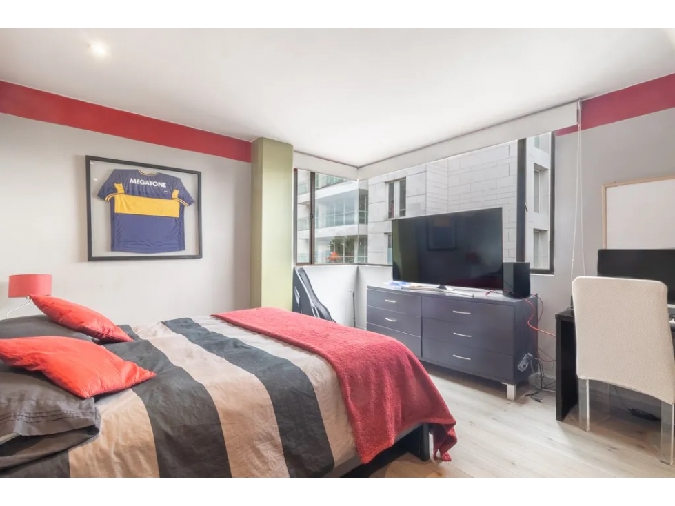 Apartamento en venta en Los Rosales, Bogotá · foto 4 de 13