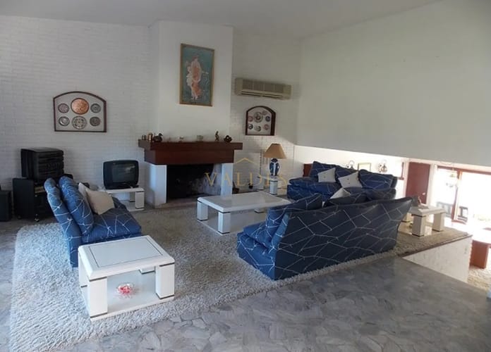 Excelente Casa de 4 Dormitorios con Piscina en Playa Mansa, Alquiler · Foto 4