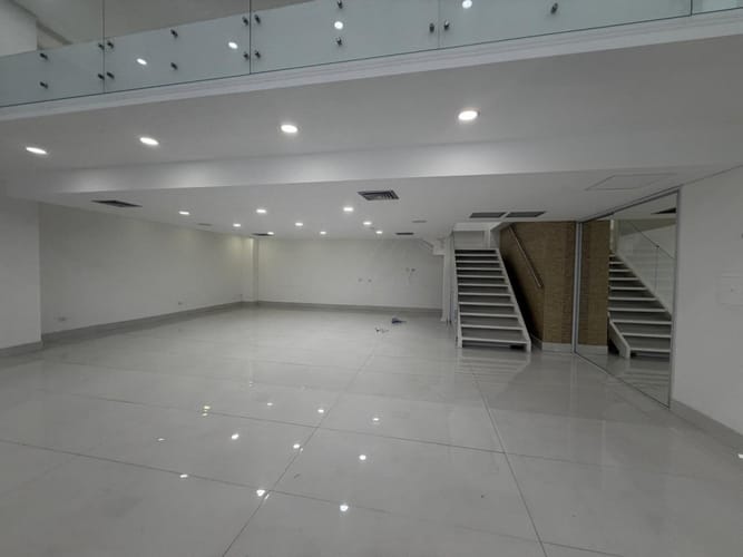 Local en arriendo en Villa Carlota, Medellín, 262 m² · foto 3 de 21