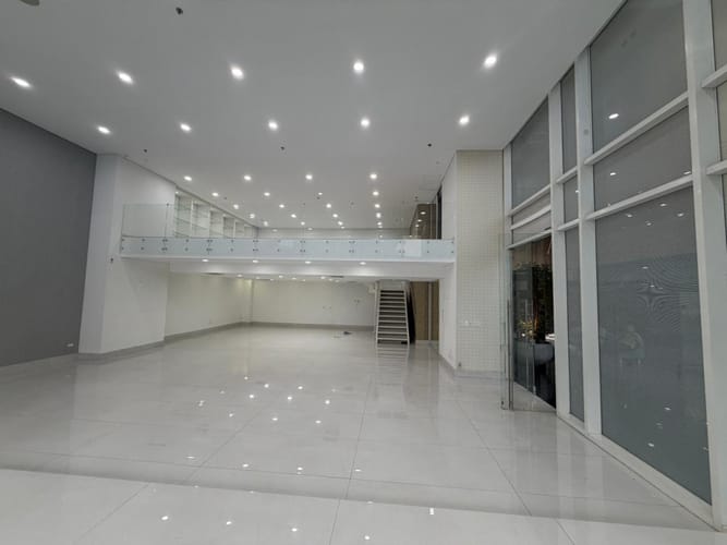 Local en arriendo en Villa Carlota, Medellín, 262 m² · foto 16 de 21
