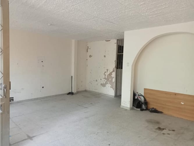 Casa de 7 alcobas en venta en Leon Xiii, Bogotá, 236 m² · foto 3 de 7
