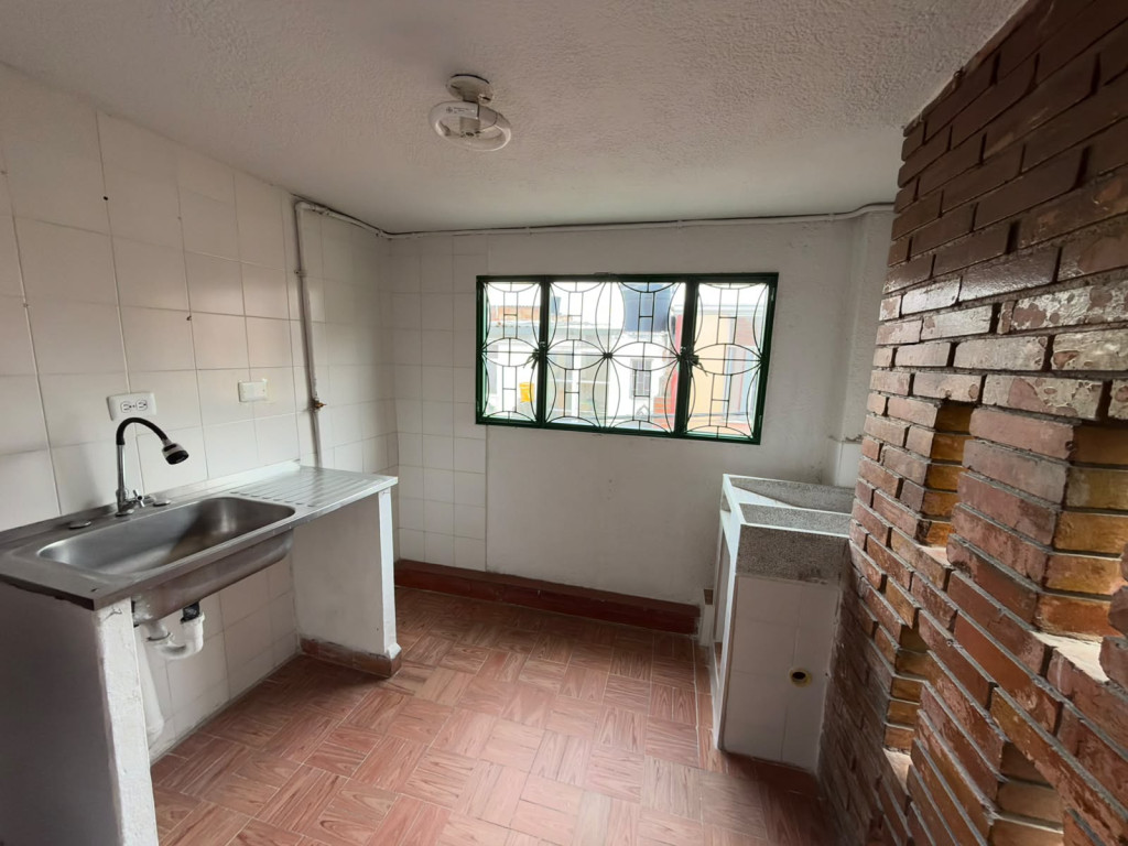 Casa en venta en Candelaria La Nueva, Bogotá · foto 6 de 19