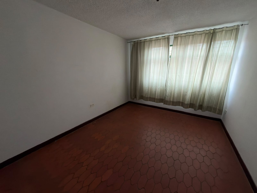 Casa en venta en Candelaria La Nueva, Bogotá · foto 11 de 19