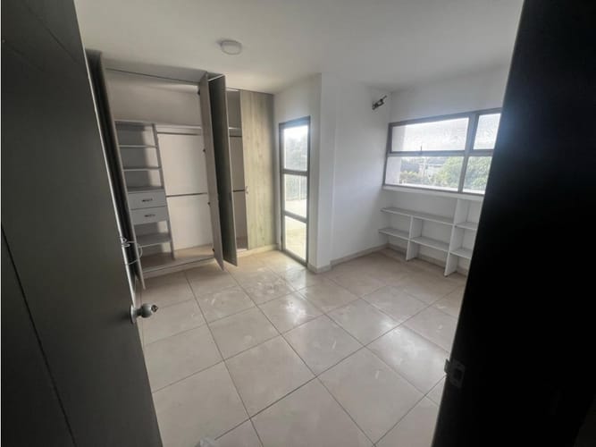 Apartamento en arriendo en Paraiso, Barranquilla · foto 7 de 11