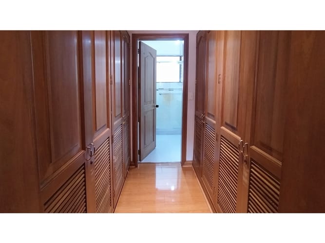 Apartamento en venta en Santa Barbara, Bogotá · foto 9 de 13