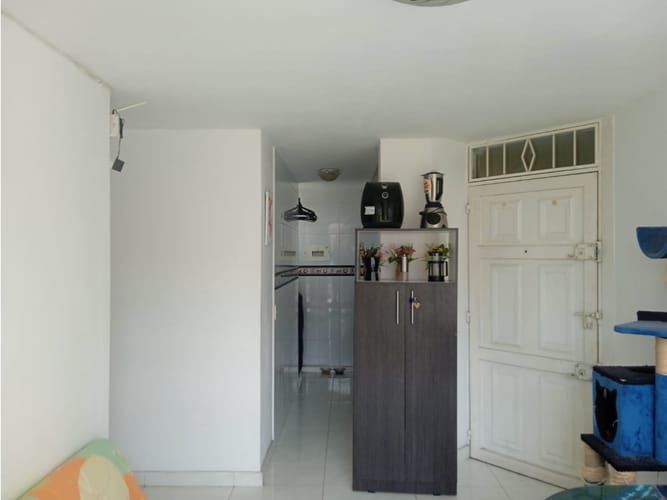 Apartamento de 3 alcobas en venta en Zonas Comerciales, Soacha, 46 m² · foto 5 de 20
