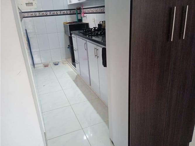 Apartamento de 3 alcobas en venta en Zonas Comerciales, Soacha, 46 m² · foto 6 de 20