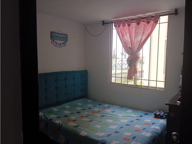 Apartamento de 3 alcobas en venta en Zonas Comerciales, Soacha, 46 m² · foto 9 de 20