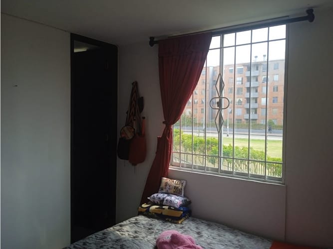 Apartamento de 3 alcobas en venta en Zonas Comerciales, Soacha, 46 m² · foto 14 de 20