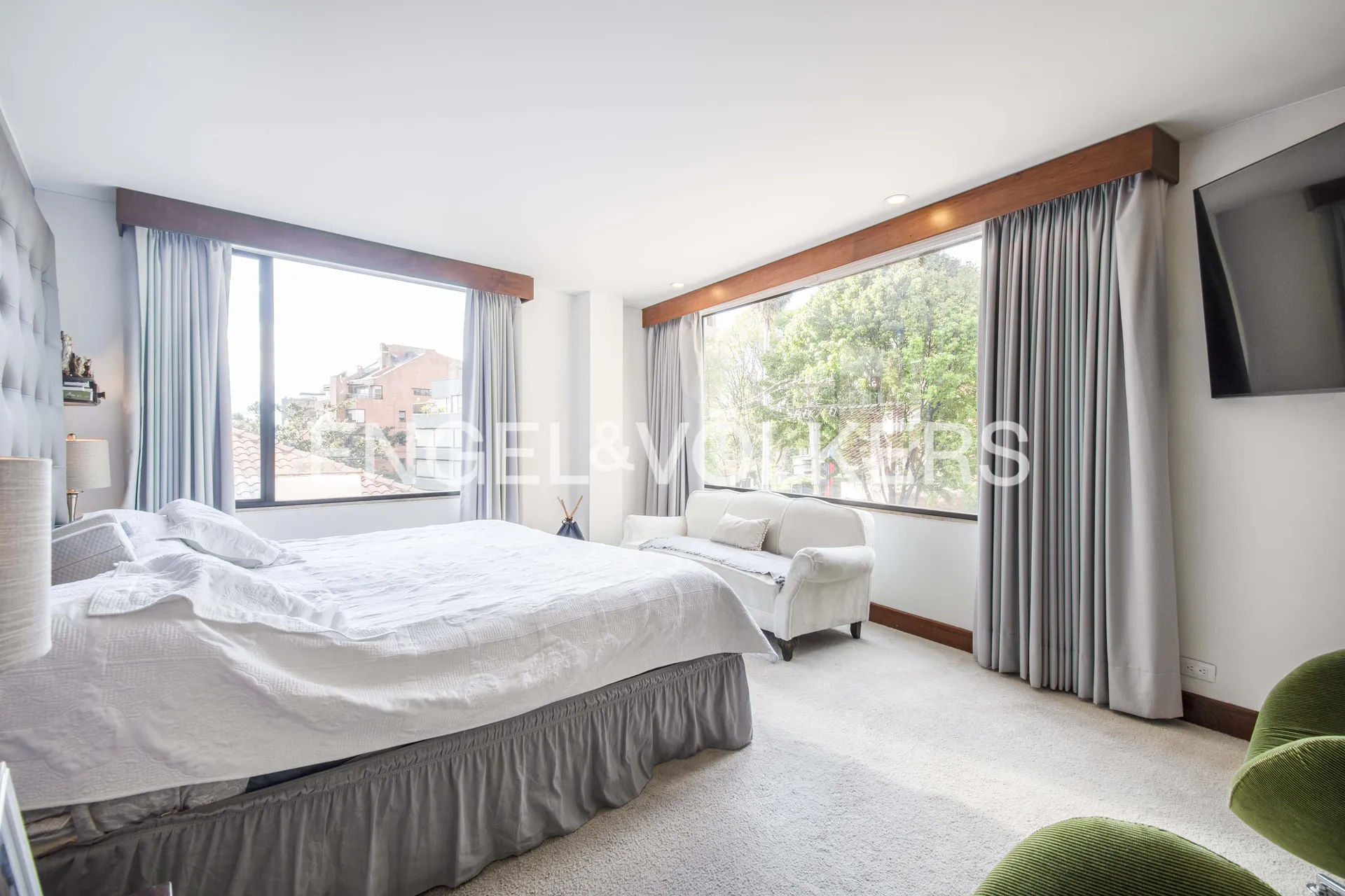 Apartamento en venta en Los Rosales, Bogotá · foto 12 de 22