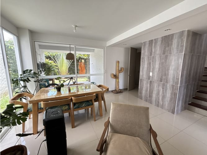 Casa de 4 alcobas en venta en El Castillo, Jamundí, 155 m² · foto 2 de 21