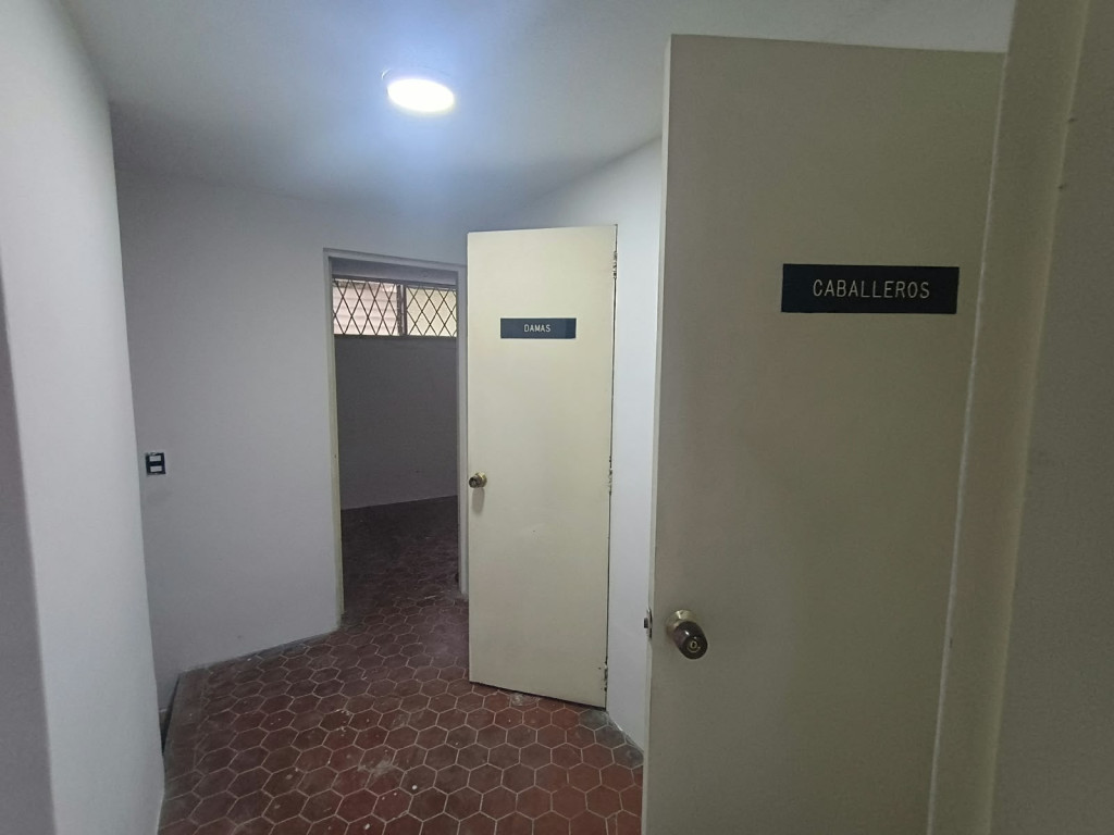 Casa en arriendo en El Poblado, Medellín · foto 13 de 20