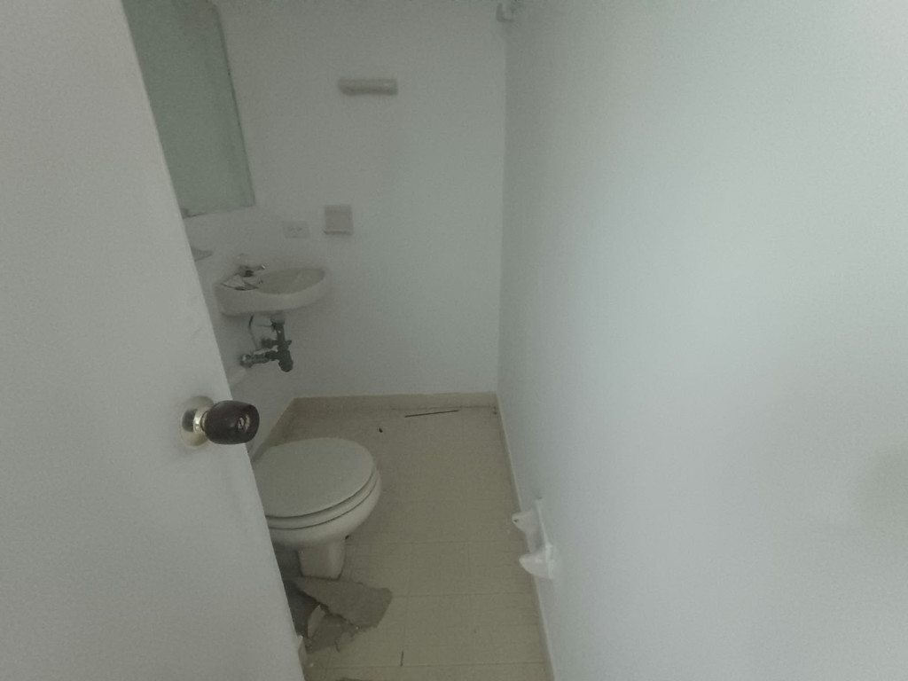 Casa en arriendo en El Poblado, Medellín · foto 14 de 20