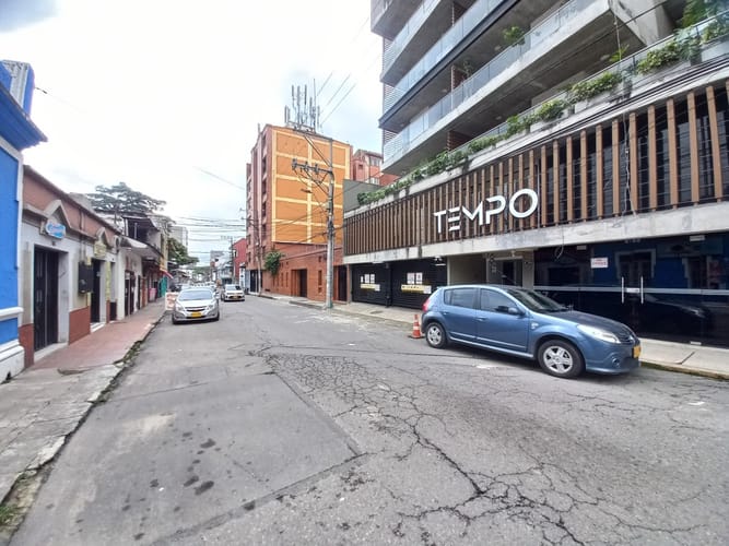 Apartamento de 2 alcobas en venta en La Pola, Ibagué, 65 m² · foto 2 de 24