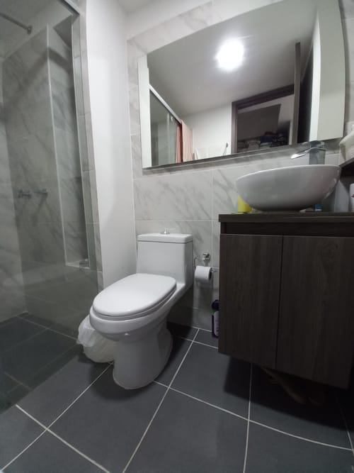Apartamento de 2 alcobas en venta en La Pola, Ibagué, 65 m² · foto 13 de 24