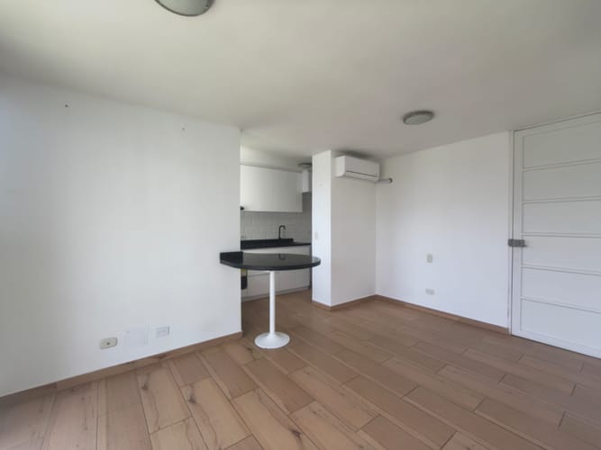 Apartamento de 2 alcobas en arriendo en Arroyohondo, Yumbo, 57 m² · foto 2 de 13