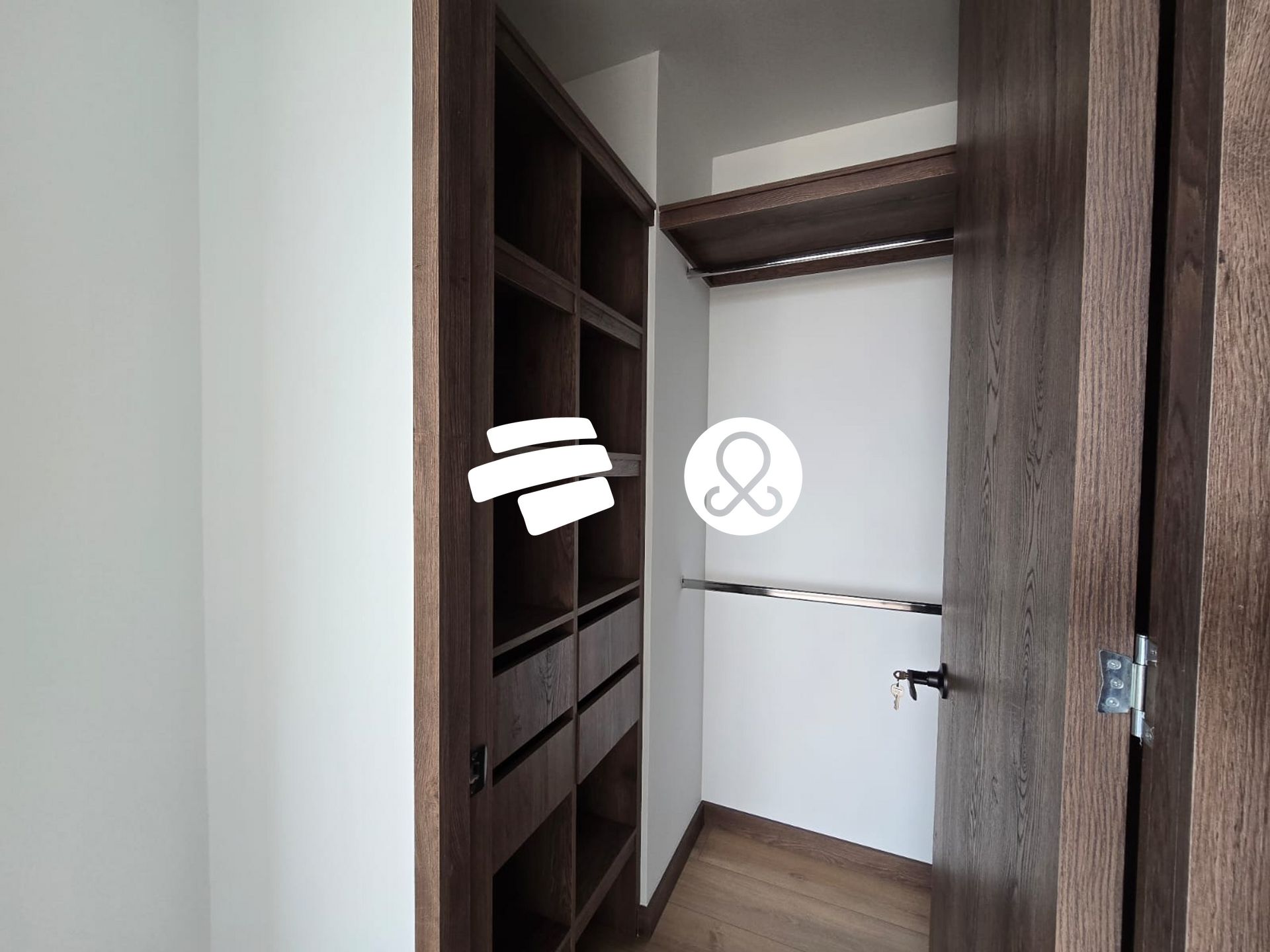 Apartamento en venta en Zona Centro, Envigado · foto 9 de 16