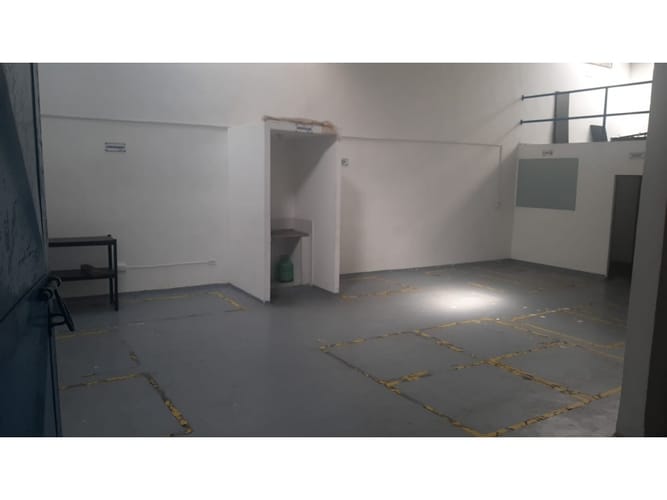 Bodega en arriendo en Los Alpes, Barranquilla, 500 m² · foto 4 de 15
