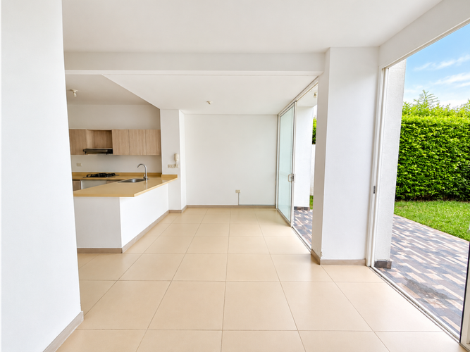 Casa de 3 alcobas en venta en El Castillo, Jamundí, 94 m² · foto 7 de 23