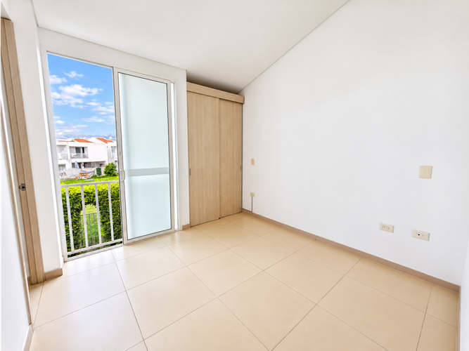 Casa de 3 alcobas en venta en El Castillo, Jamundí, 94 m² · foto 15 de 23
