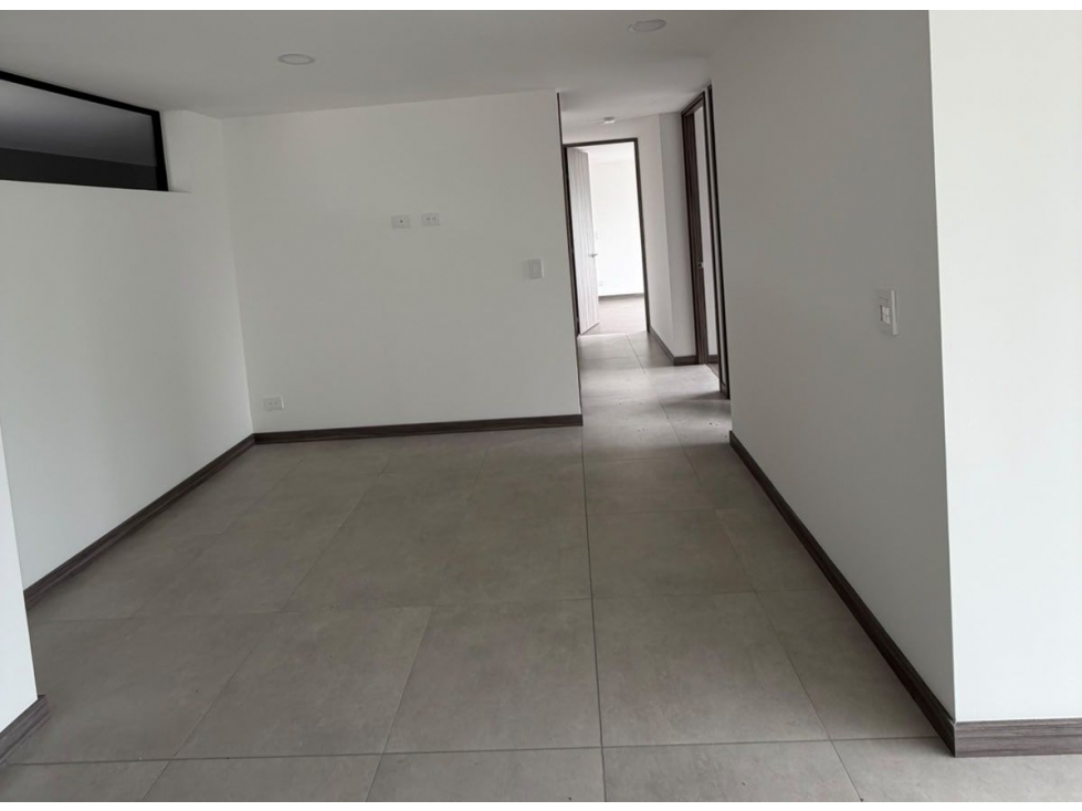 Apartamento en arriendo en Camino Verde, Envigado · foto 6 de 19