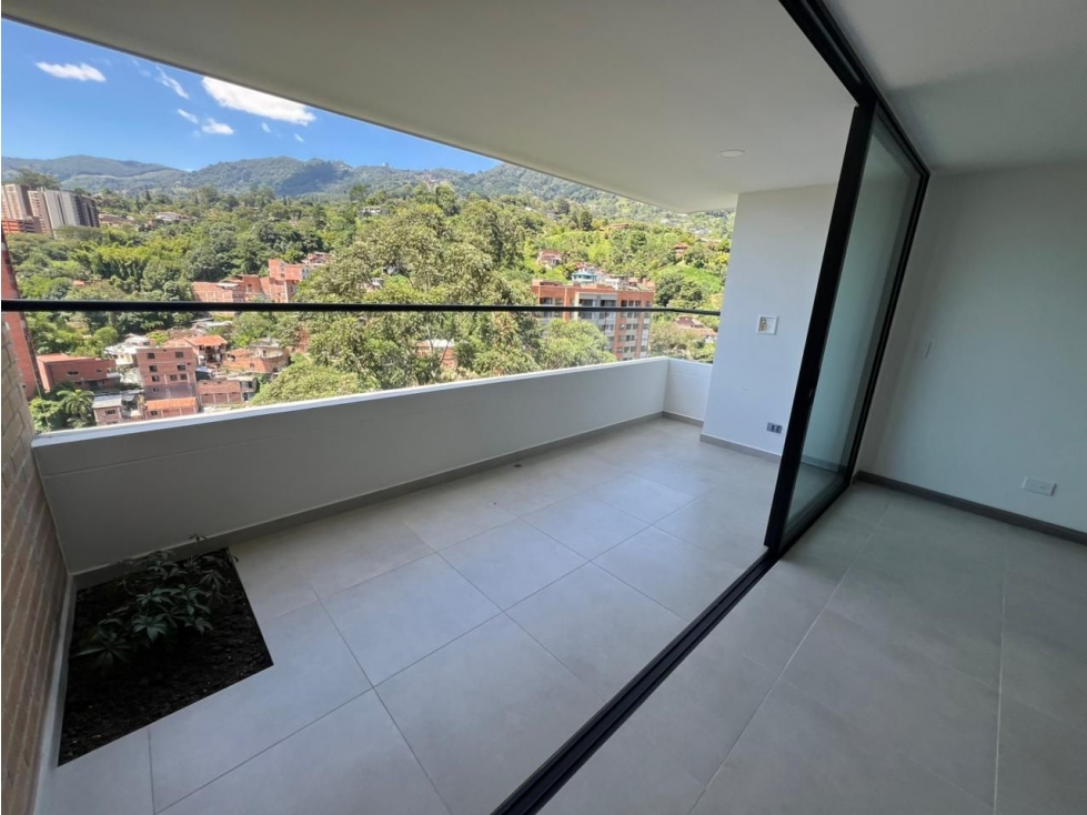 Apartamento en arriendo en Camino Verde, Envigado · foto 8 de 19