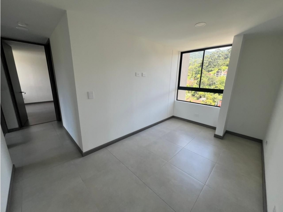 Apartamento en arriendo en Camino Verde, Envigado · foto 9 de 19