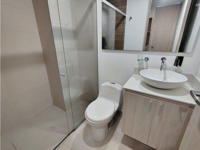 Apartaestudio en arriendo en El Tesoro, Medellín, 64 m² · foto 14 de 20