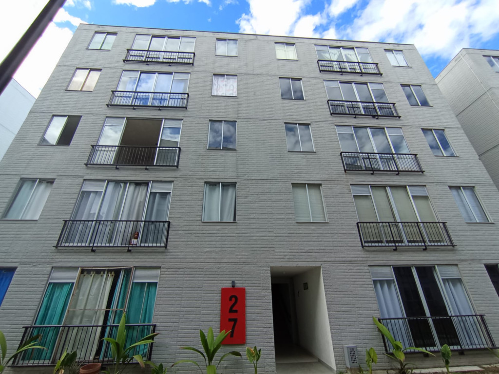 Apartamento en arriendo en Cr Las Flores Del Campestre I, Palmira · foto 6 de 19