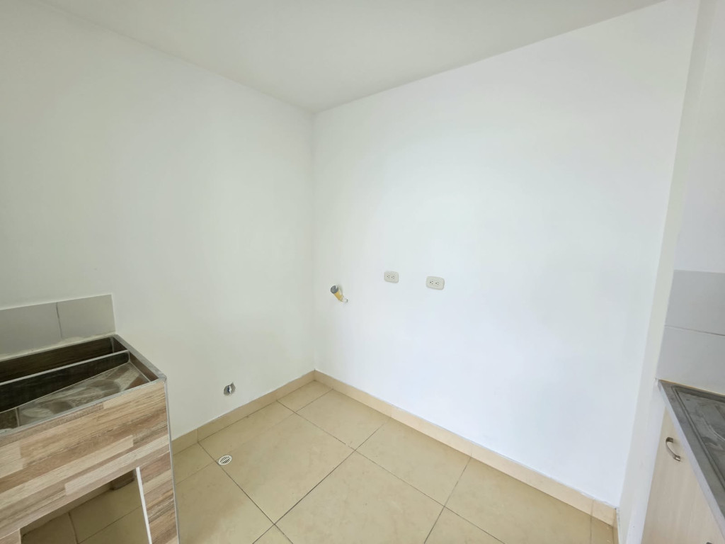 Apartamento en arriendo en Cr Las Flores Del Campestre I, Palmira · foto 13 de 19