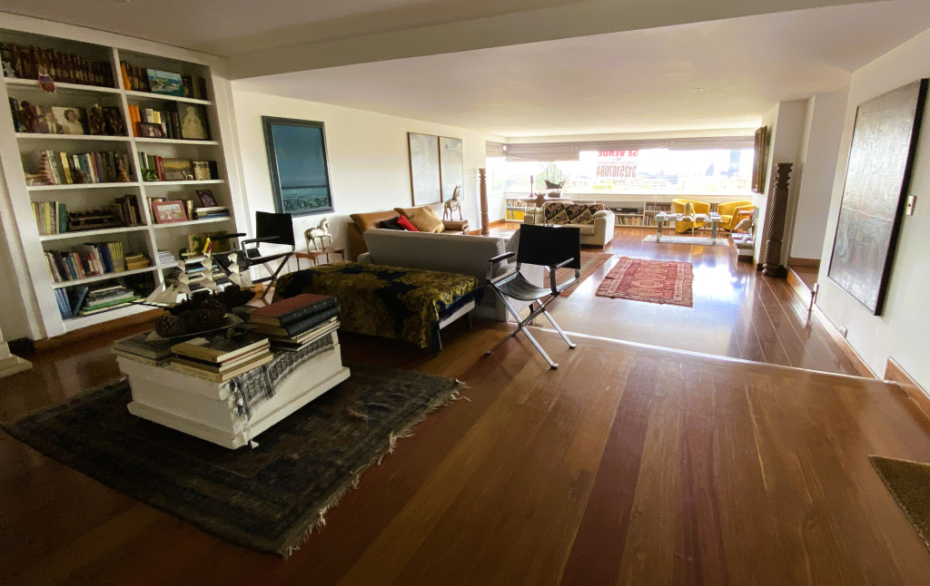 Apartamento en venta en El Refugio, Bogotá · foto 3 de 20