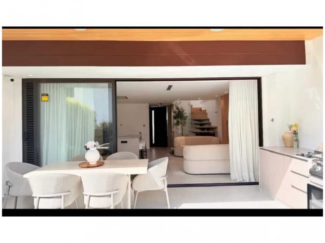 Casa de 3 alcobas en venta en Urbanización Las Cumbres, Envigado, 167 m² · foto 5 de 21