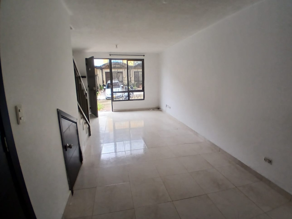 Casa en venta en Bosques De Santa Elena, Pereira · foto 4 de 24