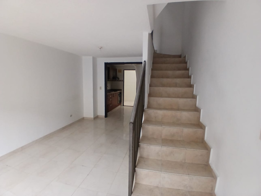 Casa en venta en Bosques De Santa Elena, Pereira · foto 9 de 24